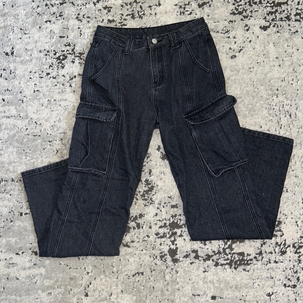 Black Cargos